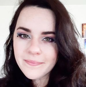 Meet your Posher, Lesley